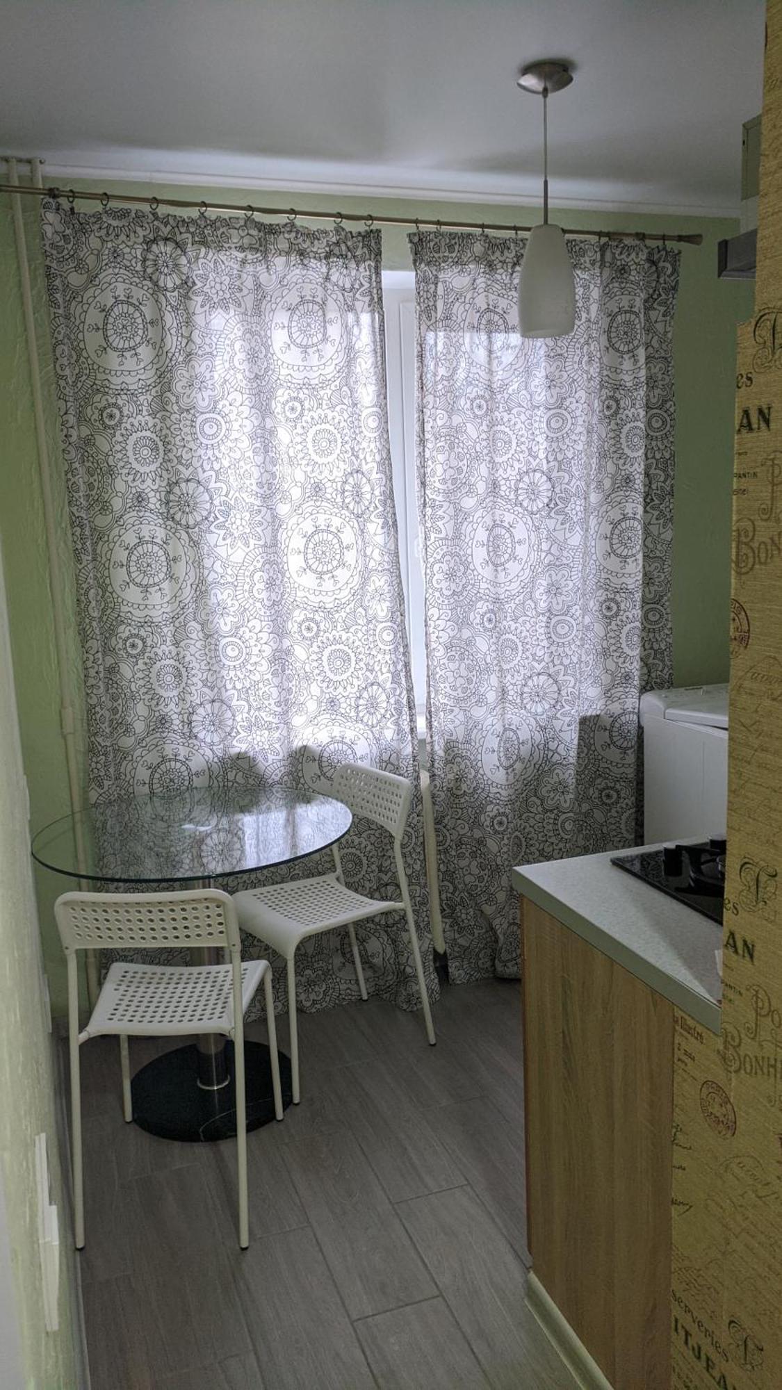 צ'רניהיב Apartment Near City Center On Peremohy Avenue 46 מראה חיצוני תמונה