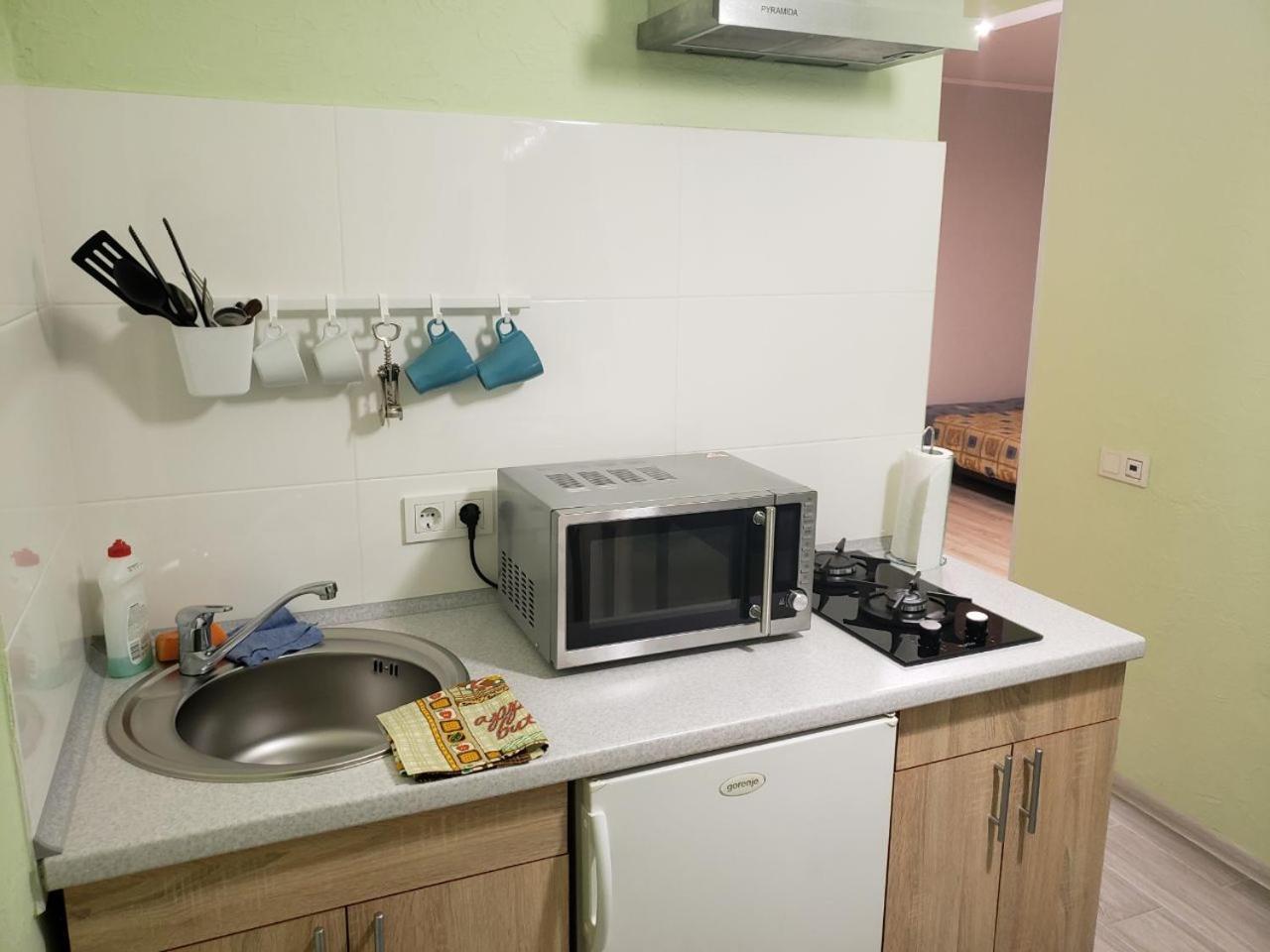 צ'רניהיב Apartment Near City Center On Peremohy Avenue 46 מראה חיצוני תמונה